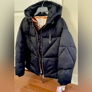 Oversized knit duvet puffer jacket by Avec Les Filles